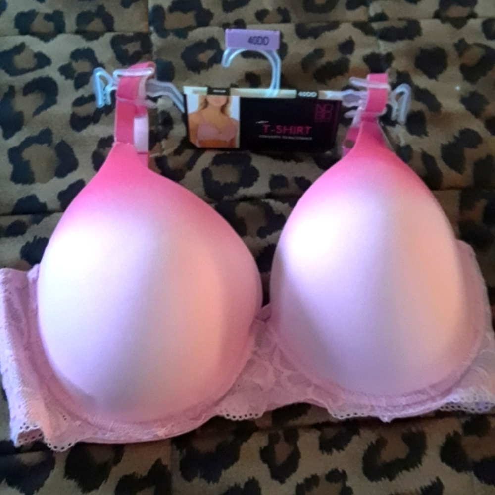 Moulded bra 40DD NWT